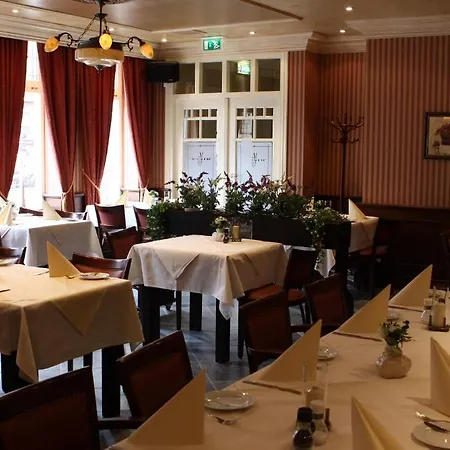 De Harmonie Отель Linne